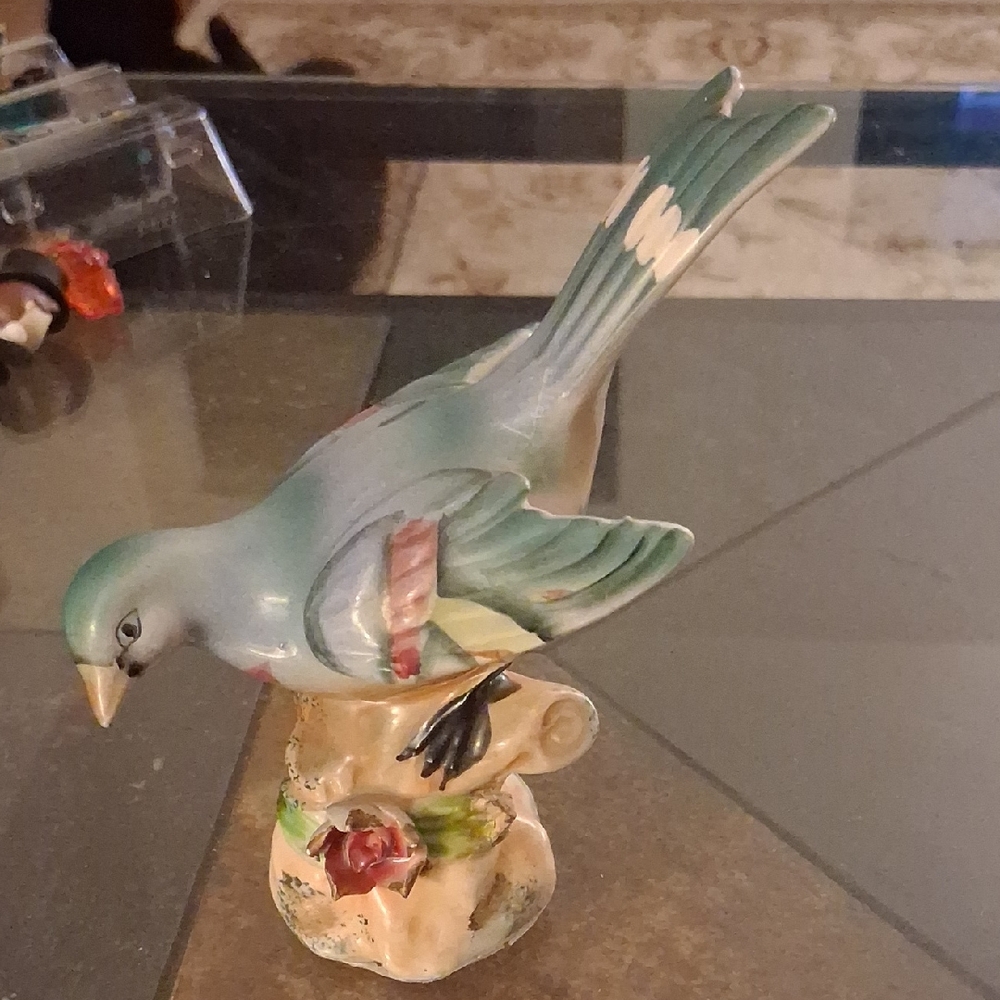 UCAGO CERAMIC PAINTED BIRD